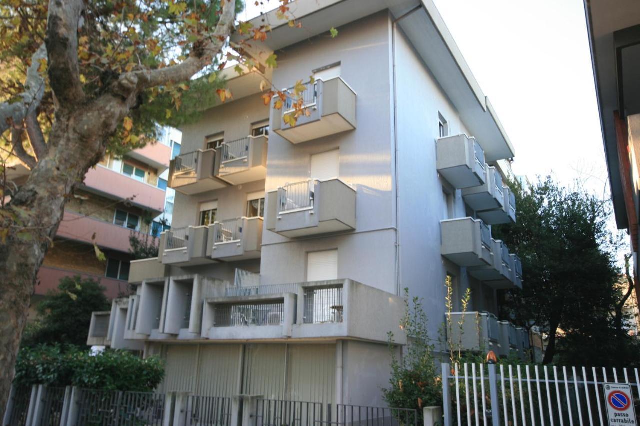 Casa Vacanze Cucciolo Rimini Eksteriør billede